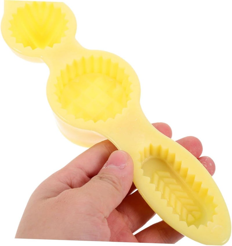 GANAZONO 2pcs Reusable Cookie Molds Baking for Household Biscuit Press with 3d Design, Food-grade Plastic Cookie Cutters for DIY Bakery and Festive Baking - Image 4