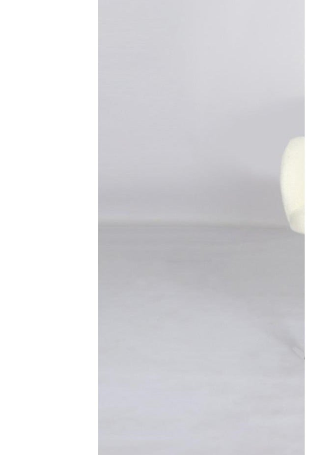 Generic A luxurious, distinctive and elegant chair for your home decor  - Image 2