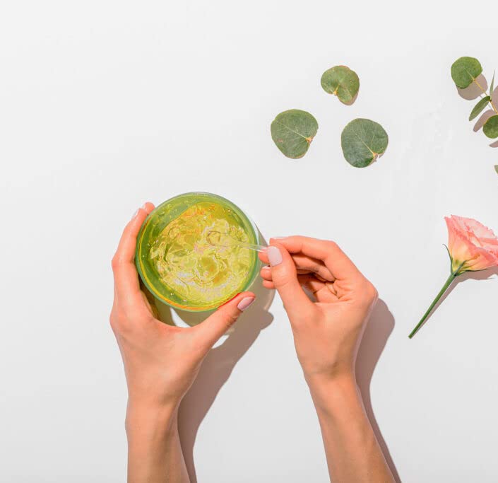 Sugaring NYC Vajacial Jelly Mask Peel-Off Bikini, Underarms Area Peel Mask - Luxury 24K Gold - Professional Size 23oz by Sugaring NYC - Image 2