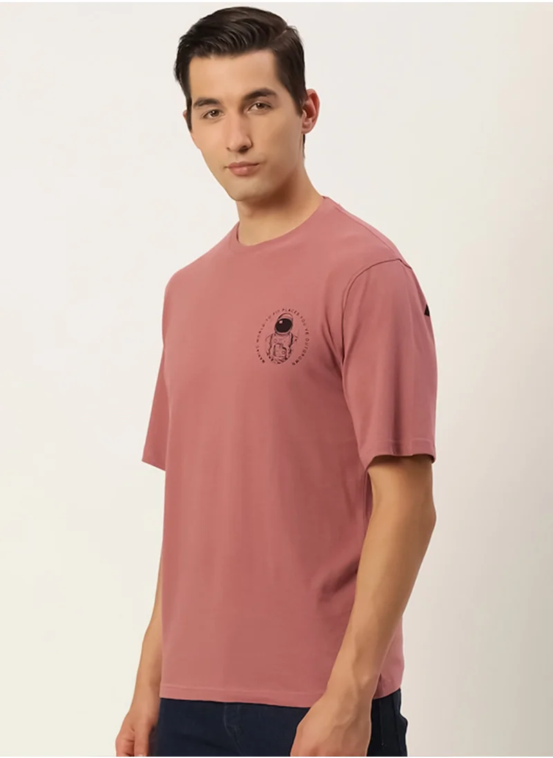 مانياك Maniac Mens Printed Round Neck Half Sleeve Cotton Pink Slim Fit Tshirt