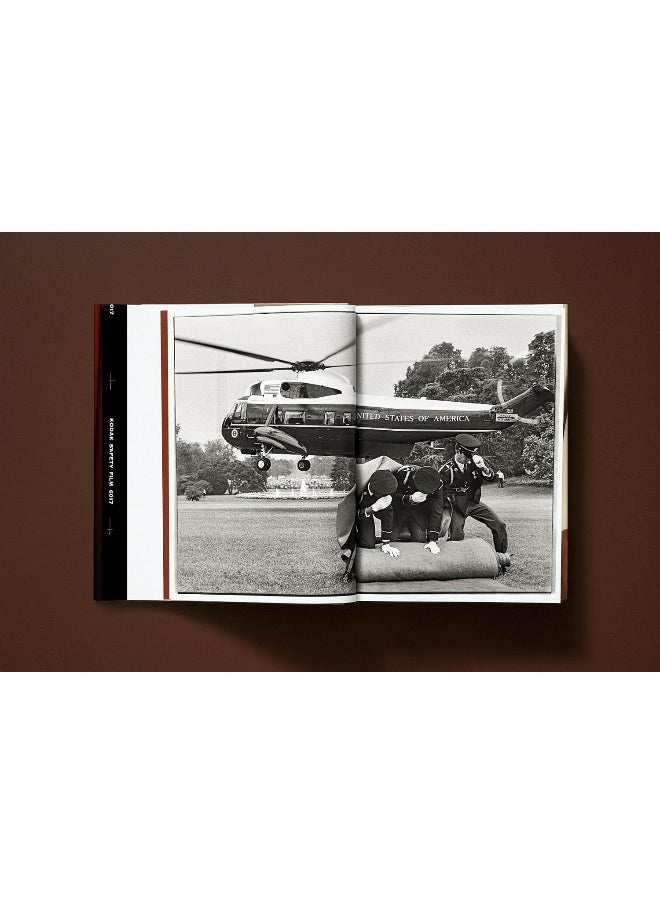 null - Annie Leibovitz - Image 1