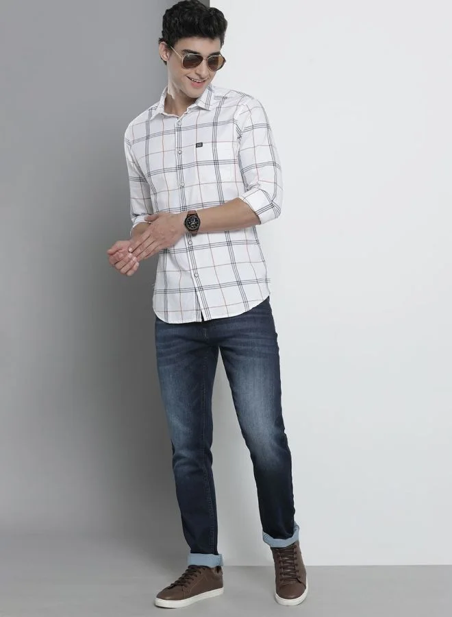 The Indian Garage Co Men Slim Fit Checkered Full Sleeves Spread Collar Casual Shirt