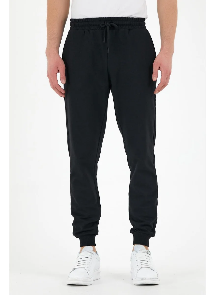 mmetalic Black Men's Sweatpants with Label Back and Side Pockets Regular Fit