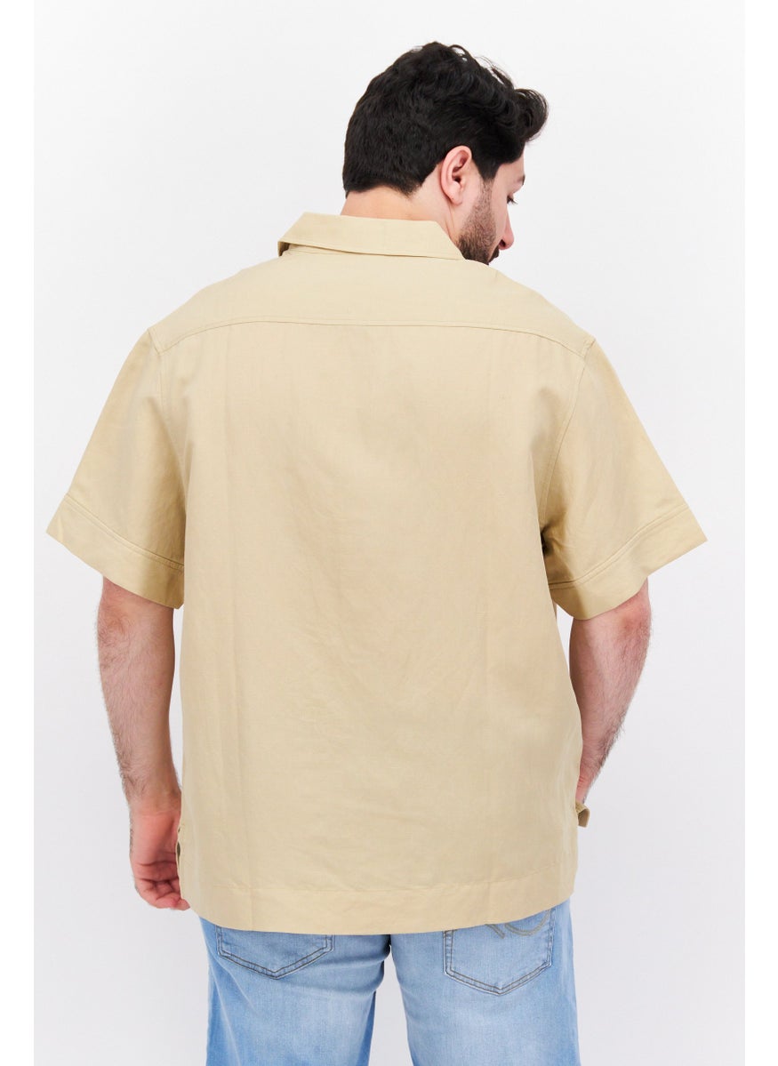 ESPRIT Men Pointed Collar Short Sleeve Plain Casual Shirt, Beige  - Image 2