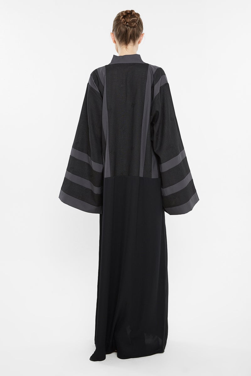 NUKHBAA A casual abaya with grey striped embroidery detailing.-AJ116A - Image 3