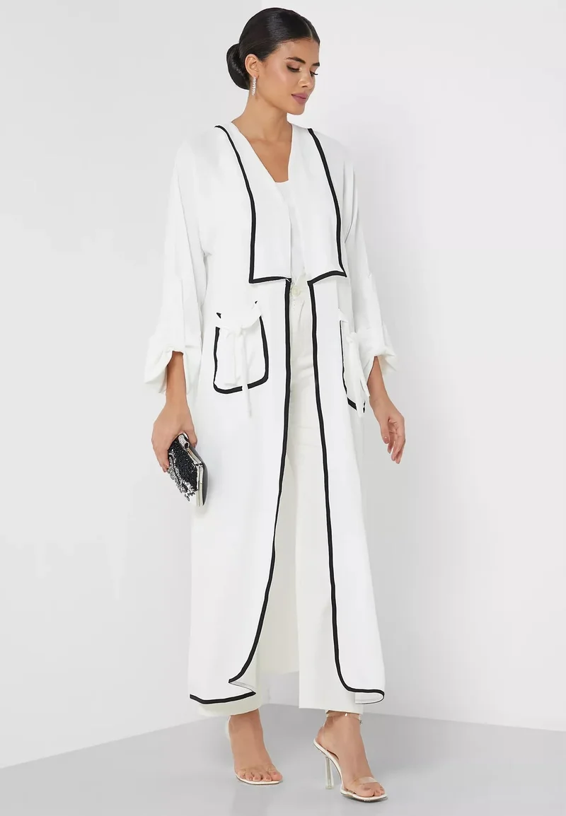 Moistreet  Pocket Detailed Abaya for Women | Best Price UAE