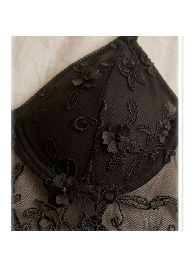Caprisious Luxe Velvet & Lace Pajama Set with Floral Embroidery – 2-Piece Nightgown and Robe - Image 5