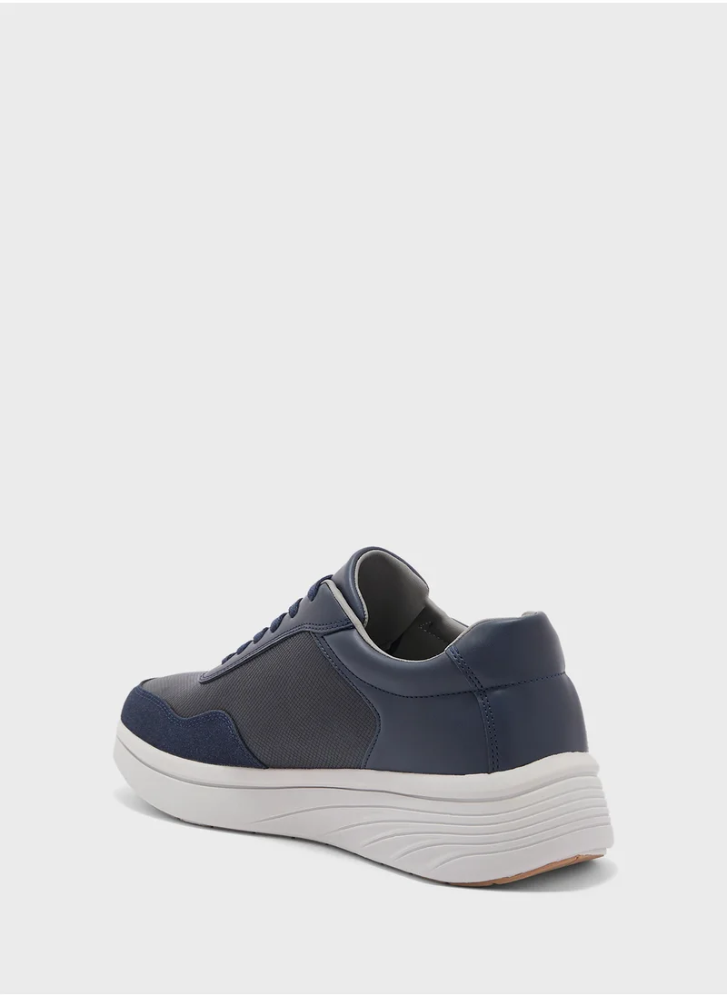 Robert Wood Light Weight Casual Sneakers