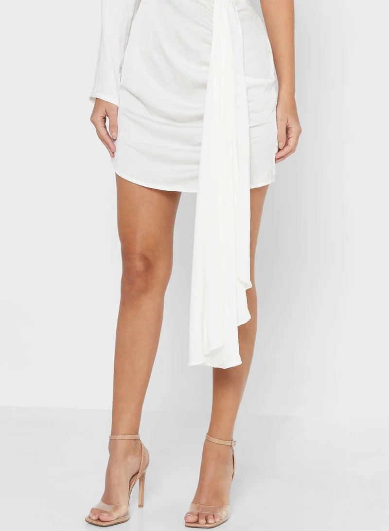 I SAW IT FIRST White Asymmetric Satin Drape Mini Dress
