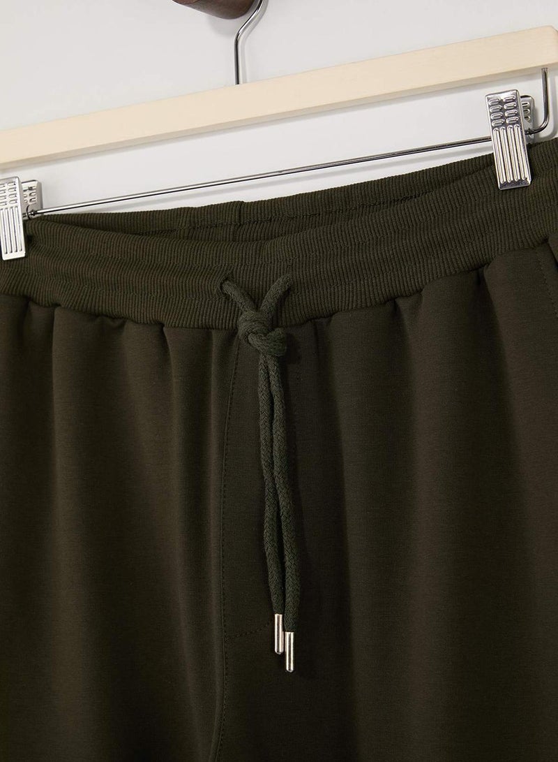trendyol Khaki Basic Regular/Normal Cut Elastic Cuff Jogger Sweatpants - Image 4