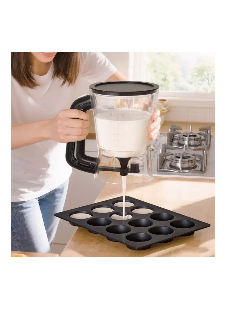 أي هوم موزع خليط البانكيك مع علامات قياس - أداة أساسية في المطبخ لتحضير البانكيك والفطائر والكعك والكريب بشكل مثالي - قمع سهل الصب للخبز والشوي. - Image 4