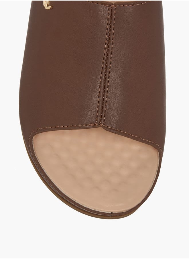 Le Confort Women's Solid Peep Toe Slip-On Sandals  - Image 4