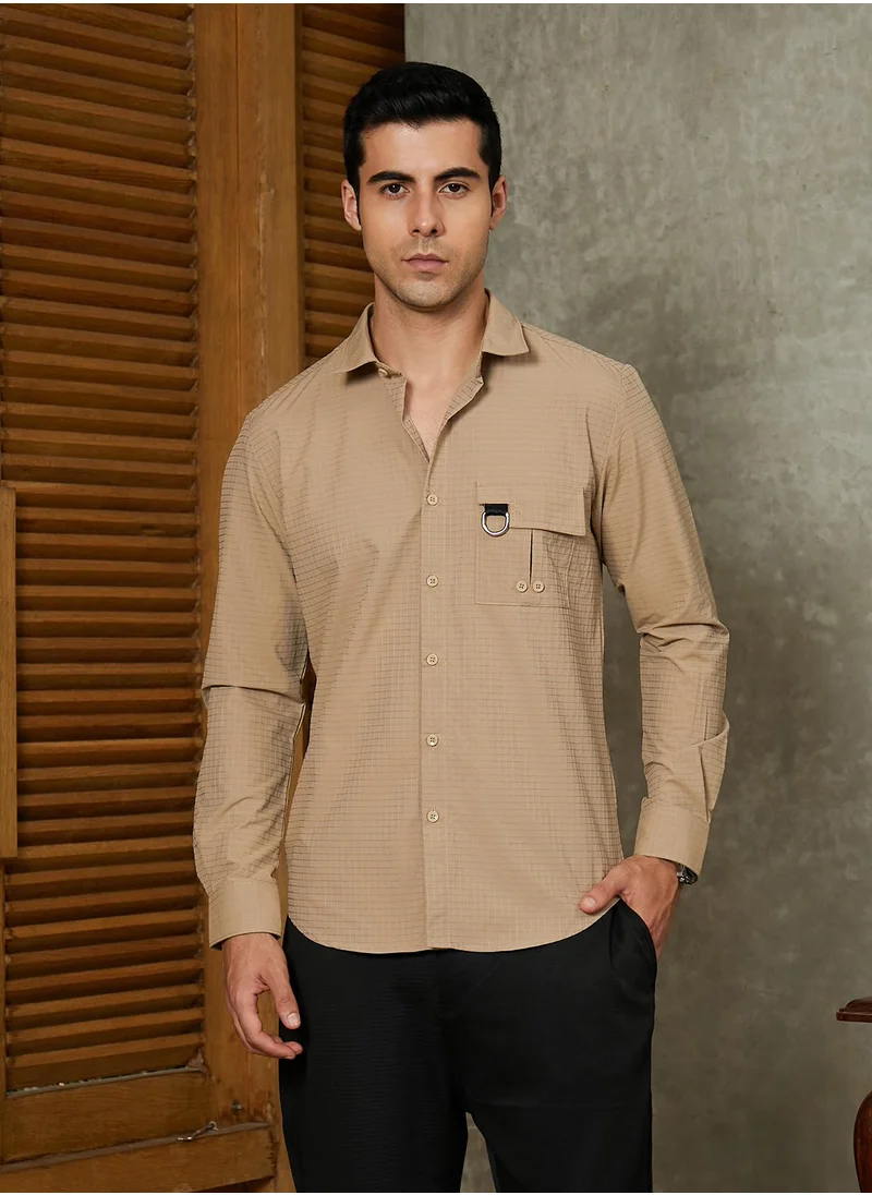 كامبوس سوترا Campus Sutra Men's Sand Beige Grid-Utility Shirt For Casual Wear | Spread Collar | Long Cuffed Sleeves | Button Closure | Shirt Crafted With Comfort Fit For Everyday Wear