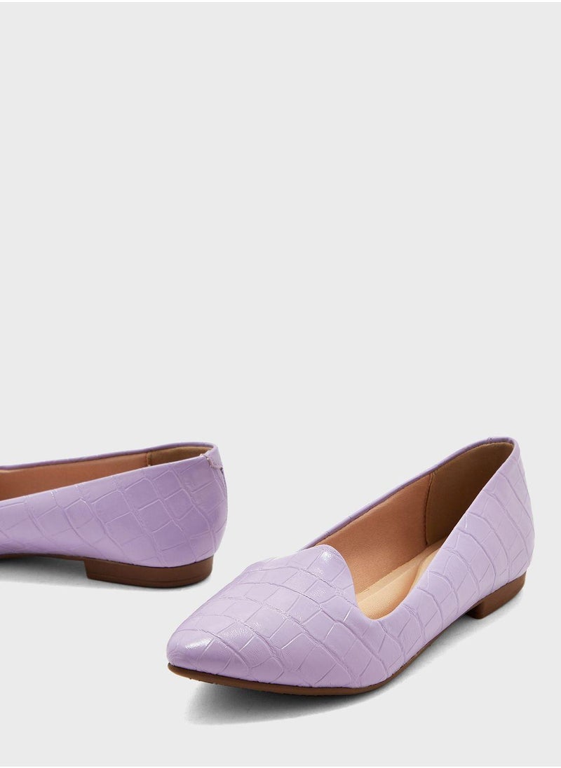 Beira Rio Zhen Slip Ons  - Image 4