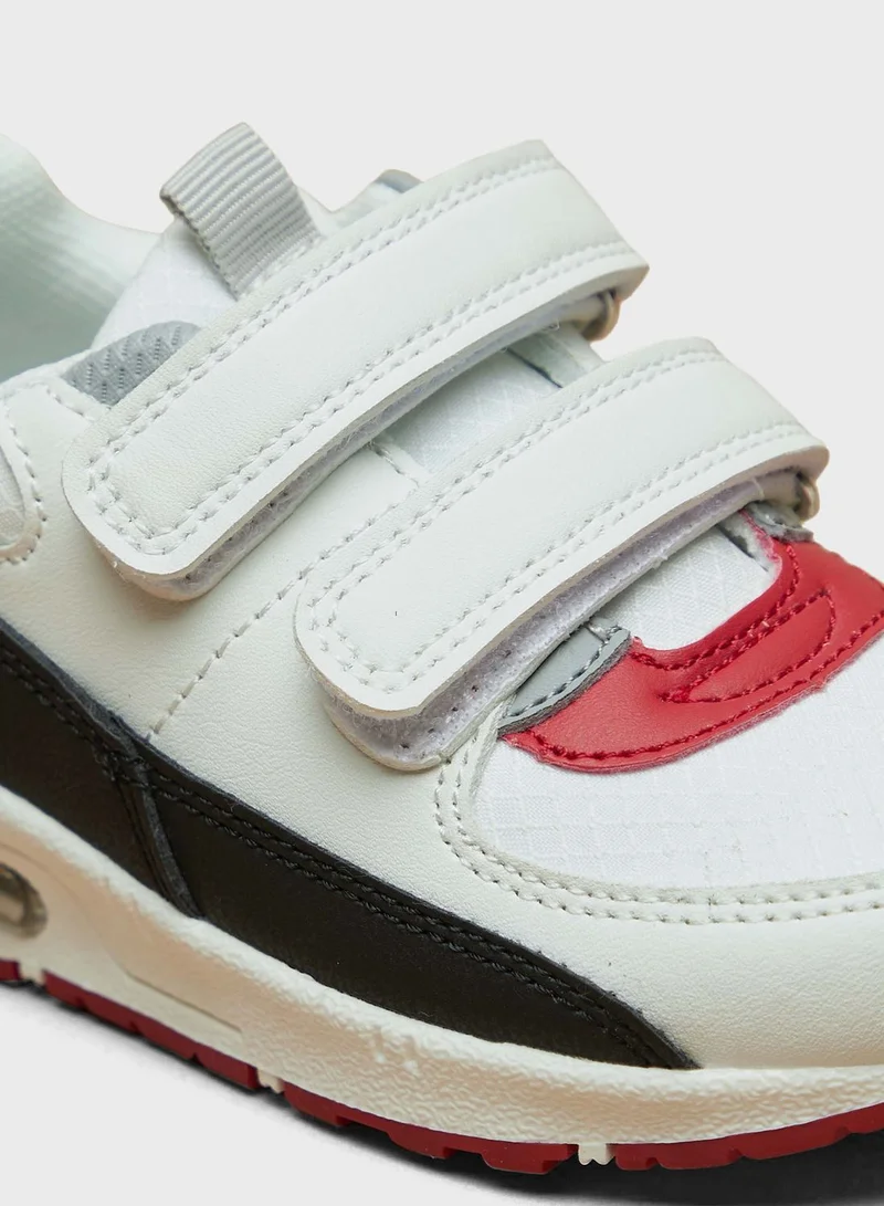 Lee Cooper Kids Low Top Velcro Sneakers