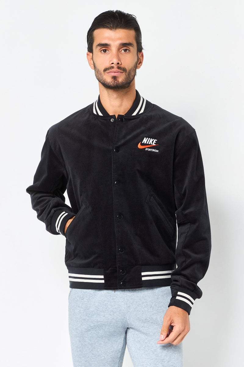Nike جاكيت بومبر خارجي بأكمام طويلة فضفاضة للرجال، أسود - Image 1
