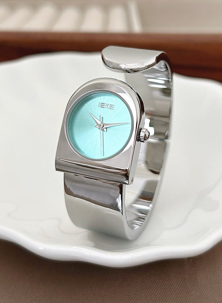 IEKE Minimalist Retro Bracelet Style Ladies Watch for Women with Niche High-end Light Luxury and Exquisite Women's Watch - Image 1