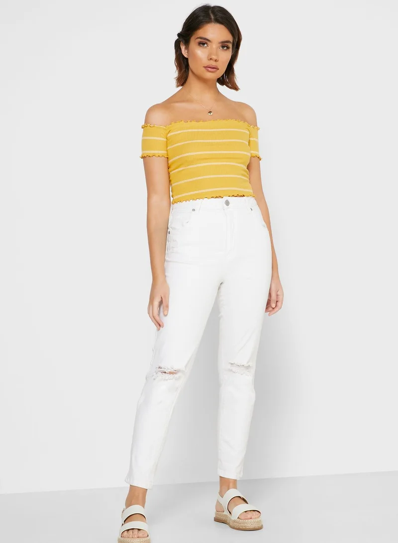 Jacqueline de Yong Lettuce Edge Off-shoulder Crop Top