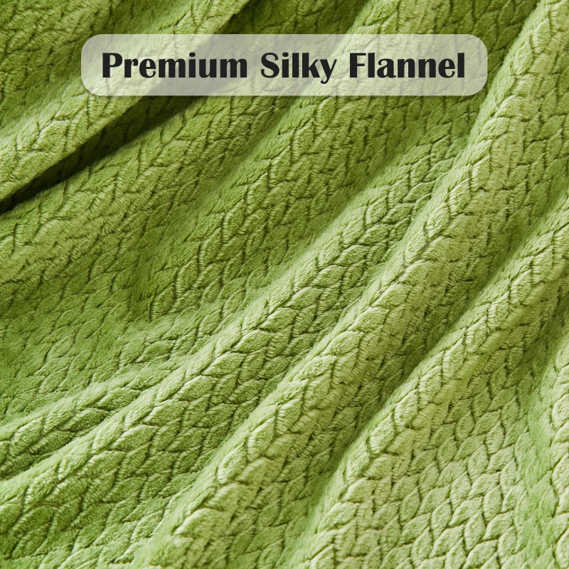 NEWCOSPLAY Super Soft King Blanket Green Premium Silky Flannel Fleece Leaves Pattern Lightweight Bed Blanket All Season Use (Green, King(90"x110")) - Image 5