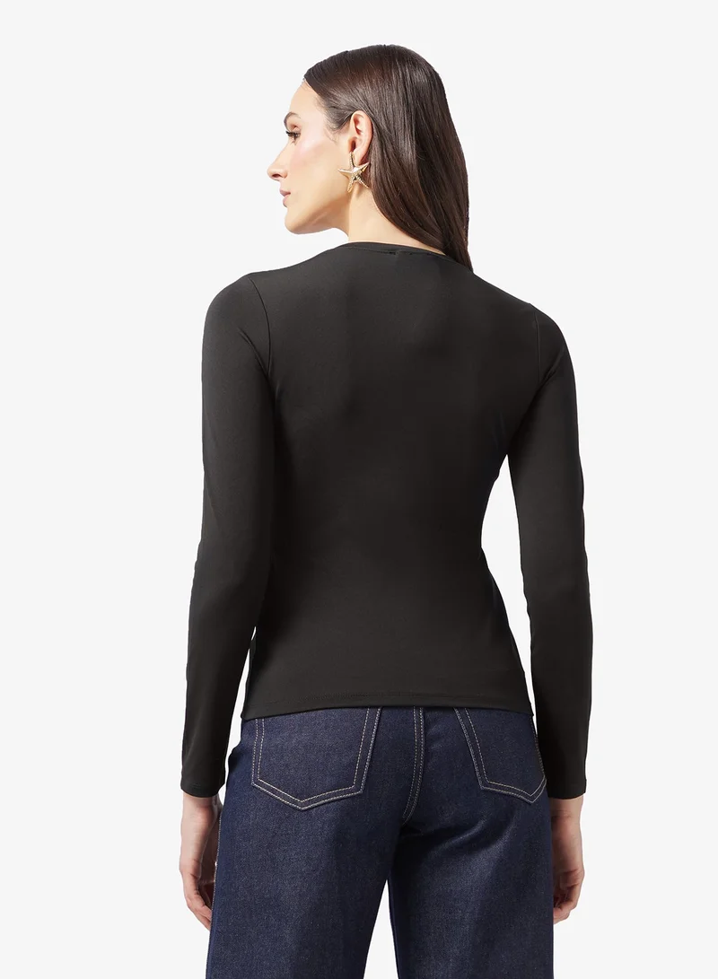 ELLA Knit Top With Statement Buttong