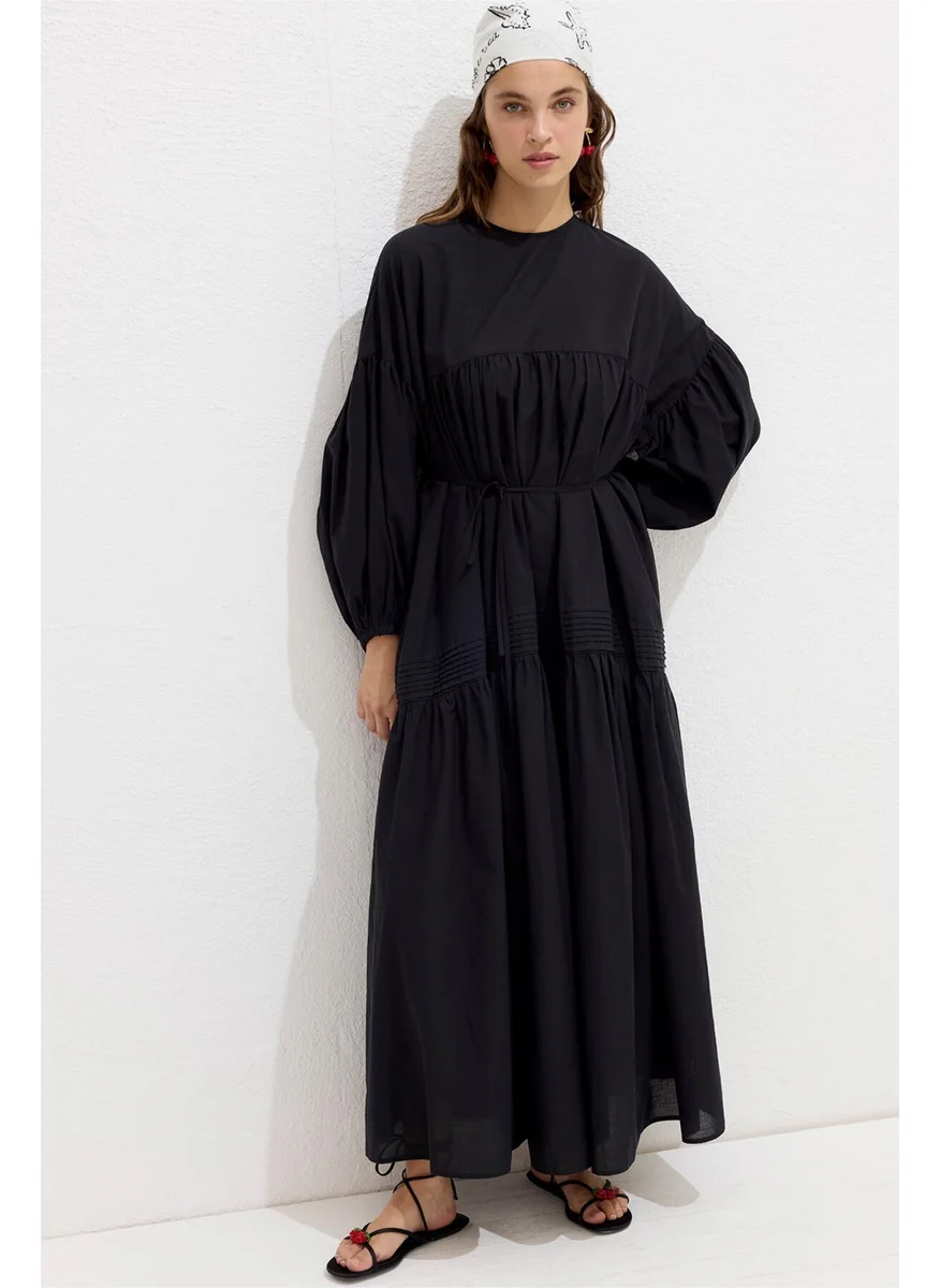 مانوكا Pleated Oversized Voile Dress Black