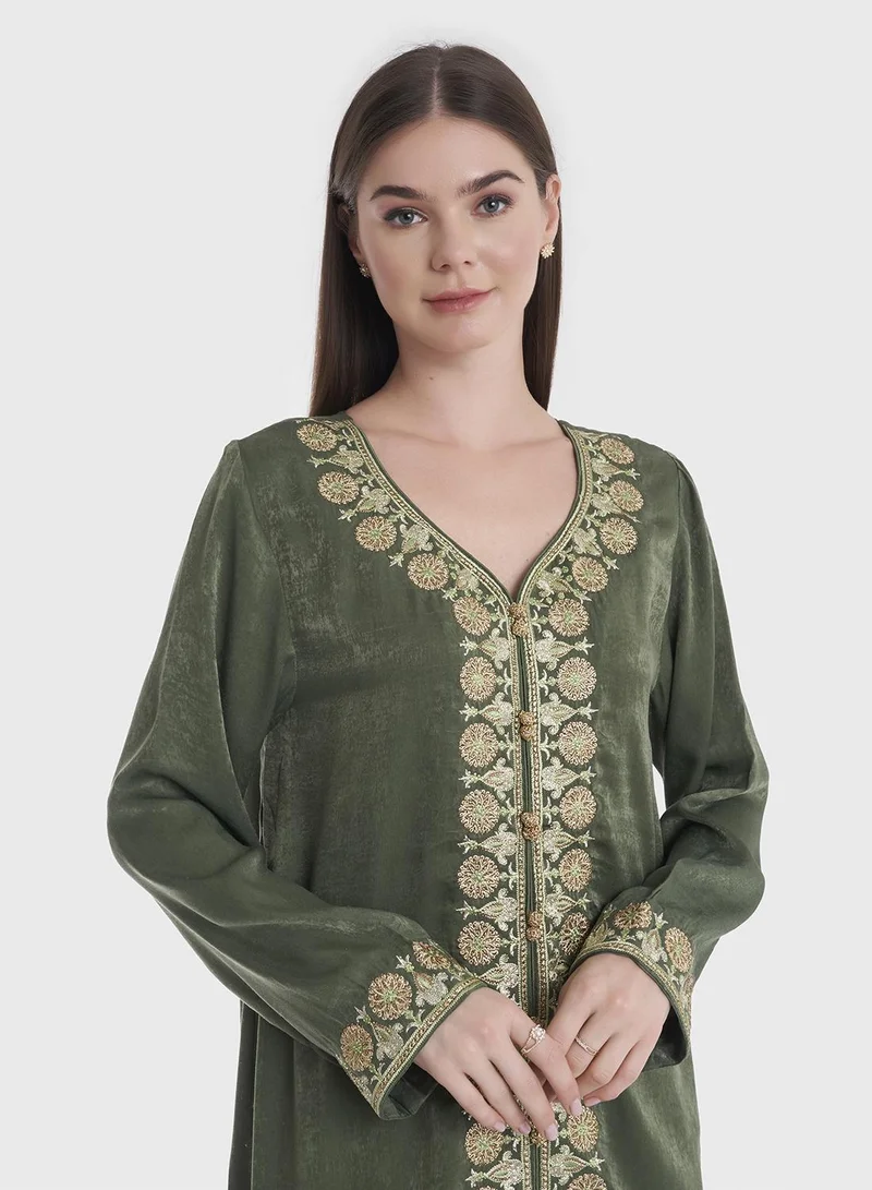 KASHKHA Magrabi Style Jalabiya with Centre Panel Zari and Stone