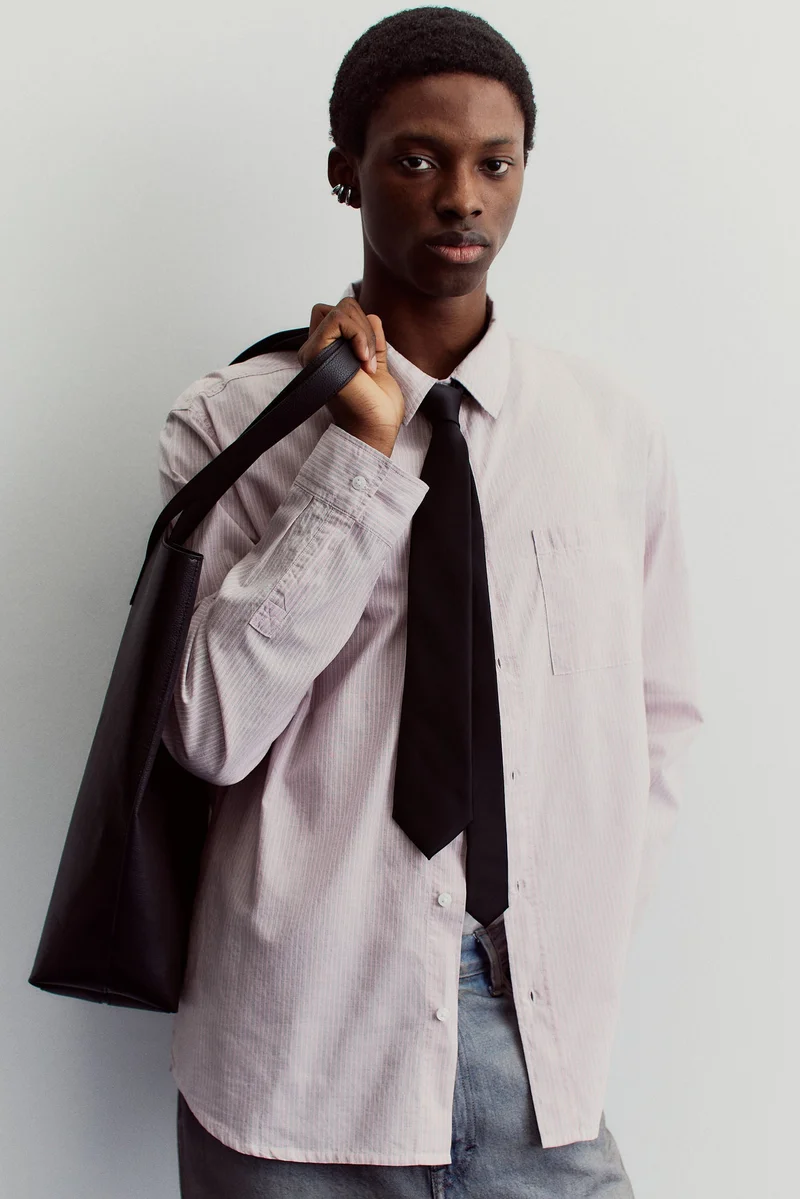 اتش اند ام قميص من القطن المجعد بقصّة واسعة