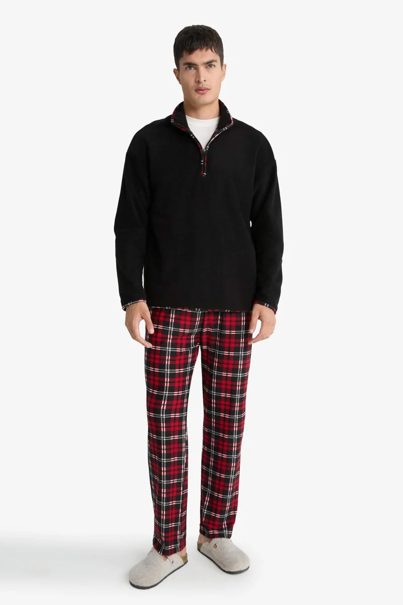 ديفاكتو Regular Fit Long Sleeve Knitted Tops