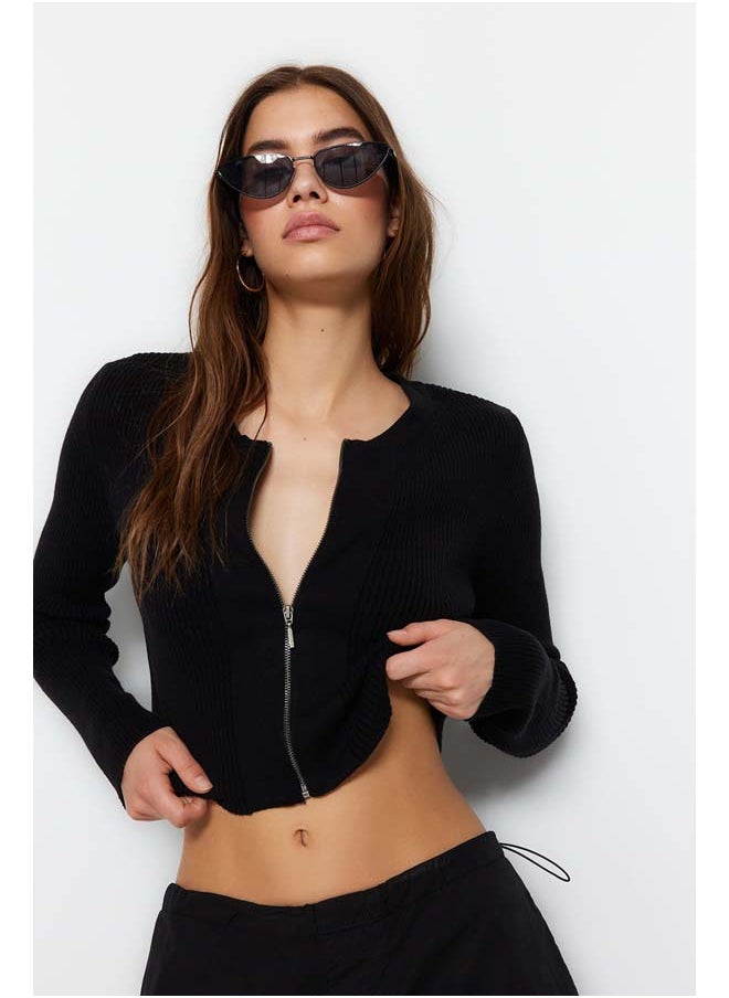 trendyol Black Crop Zipper 100% Cotton Basic Knitwear Cardigan TWOAW23HI00471  - Image 3