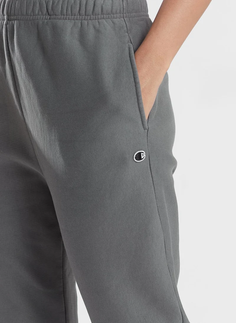 Champion Logo Cuffed Sweatpants