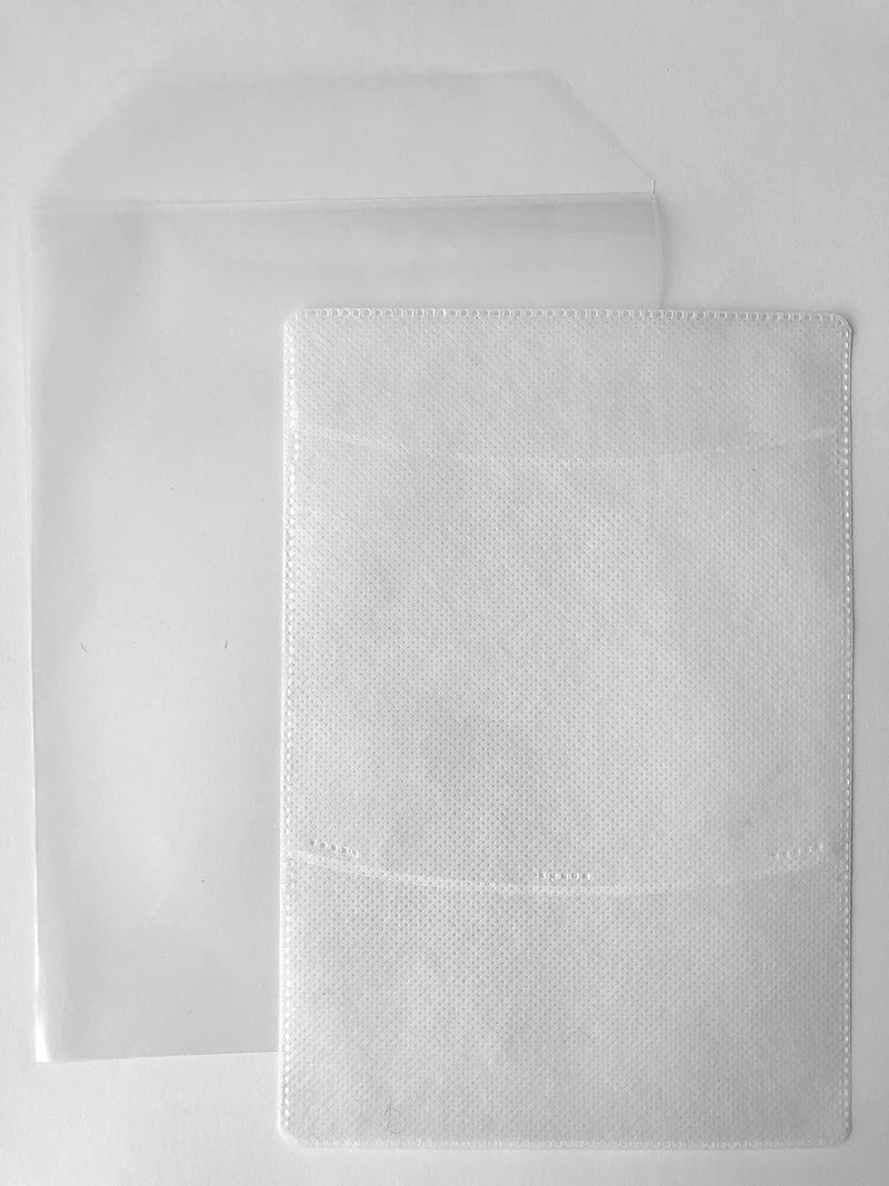 StarTechDeals 100 Clear CPP Movie Plastic Sleeves + 2 Disc Non-Woven Sleeves by - Image 3