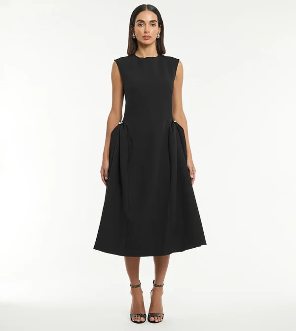 بي سي بي جي BCBG SLEEVELESS FIT AND FLARE TWILL MIDI DRESS