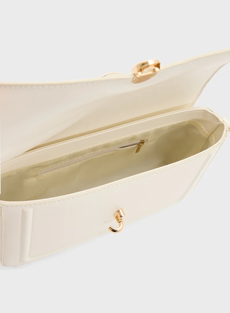 ايلا حقيبة كتف كلاسيكية