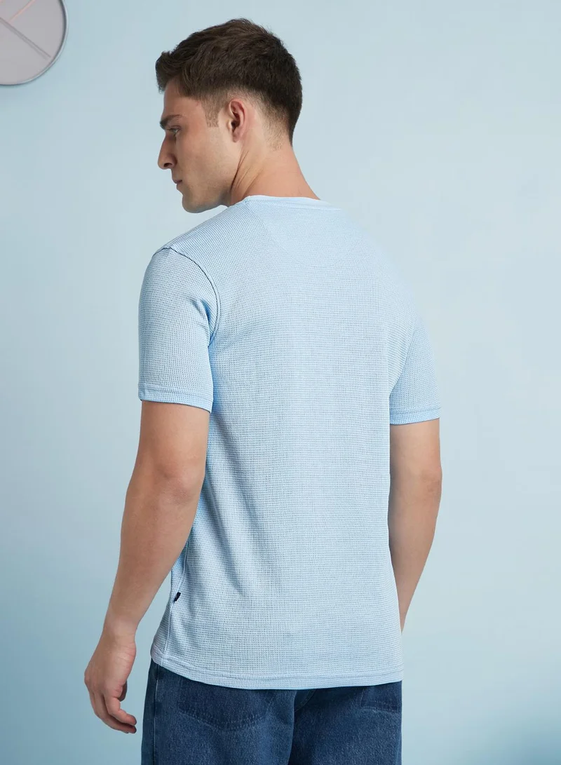 Dennis Lingo Men's Sky Blue Cotton Blend Solid Regular Fit T-Shirt