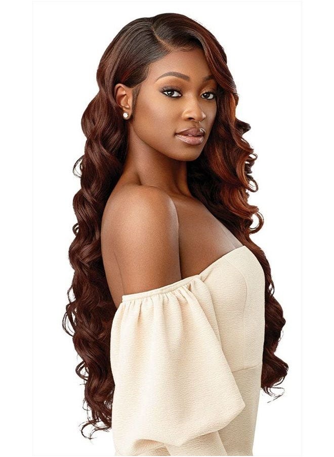 Outre Melted Hairline HD Lace Front Wig Chandell (DRFF4/HAZHN)  - Image 4