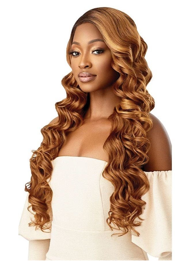 Outre Melted Hairline HD Lace Front Wig Chandell (DRFF4/HAZHN)  - Image 2