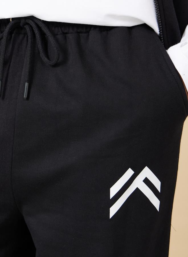 Styli Styli Minimal Print Oversized Joggers with Elasticated Hem - Image 3