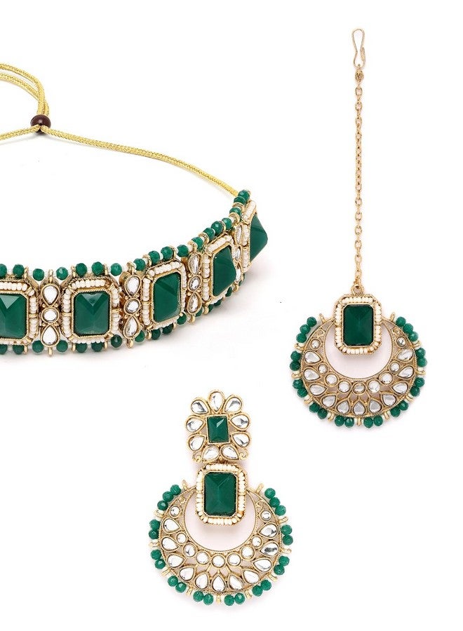 Sukkhi طقم قلادة تشوكر على شكل مربع باللون الأخضر مع كوندان وخرز مع أقراط وماانتيكا للنساء (Ns105524) - Image 5