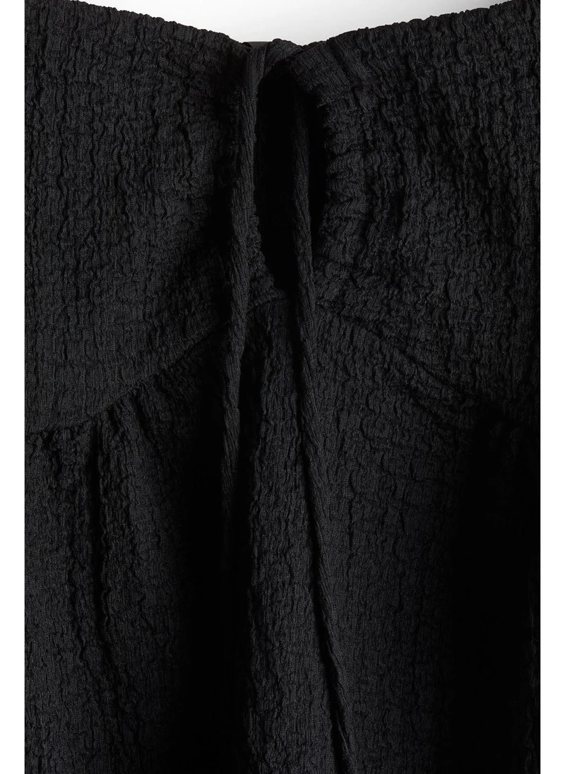 H&M Crinkled flutter-sleeved top
