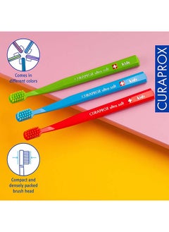 CURAPROX فرشاة أسنان فائقة النعومة للأطفال. فرشاة أسنان ناعمة للأطفال بشعيرات 5500 CUREN® - فرشاة أسنان يدوية من Curaprox متعددة الألوان  - Image 4