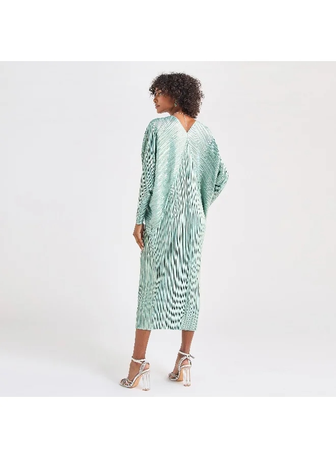 Splash FAV All-Over Pleated V-neck Dress with Extendable Sleeves