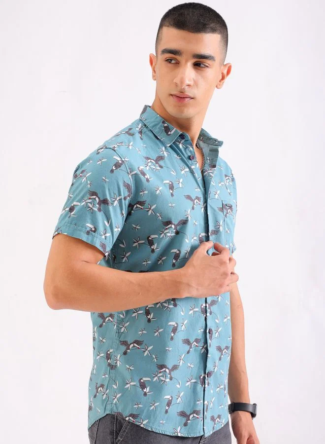 The Indian Garage Co Men Slim Fit Tropical Half Sleeves Spread Collar Resort Wear Shirt
