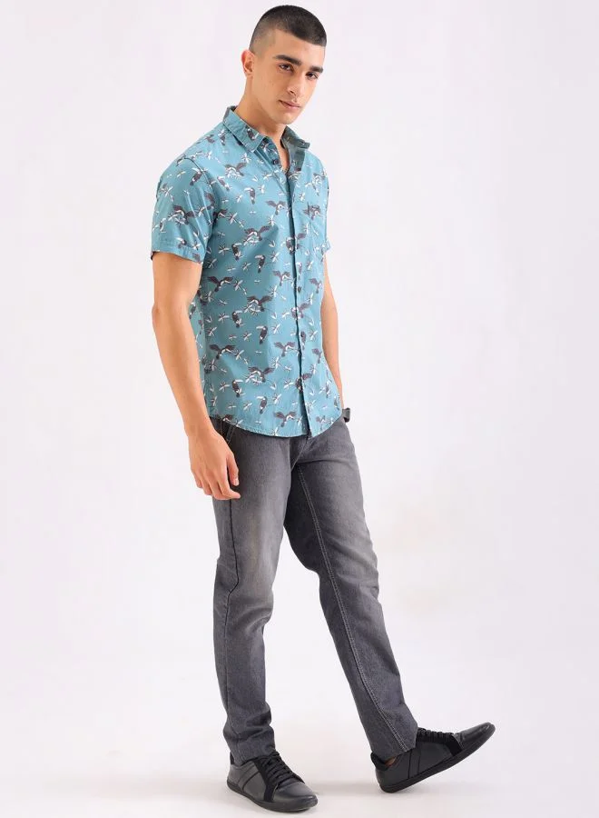 The Indian Garage Co Men Slim Fit Tropical Half Sleeves Spread Collar Resort Wear Shirt