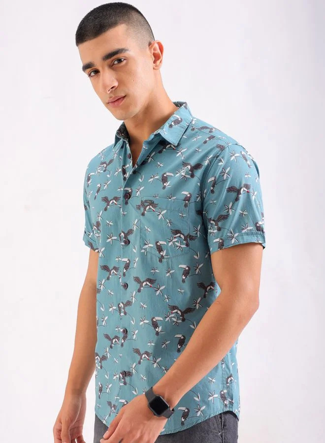 The Indian Garage Co Men Slim Fit Tropical Half Sleeves Spread Collar Resort Wear Shirt