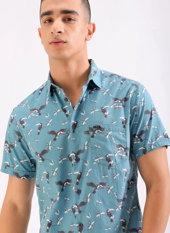 The Indian Garage Co Men Slim Fit Tropical Half Sleeves Spread Collar Resort Wear Shirt