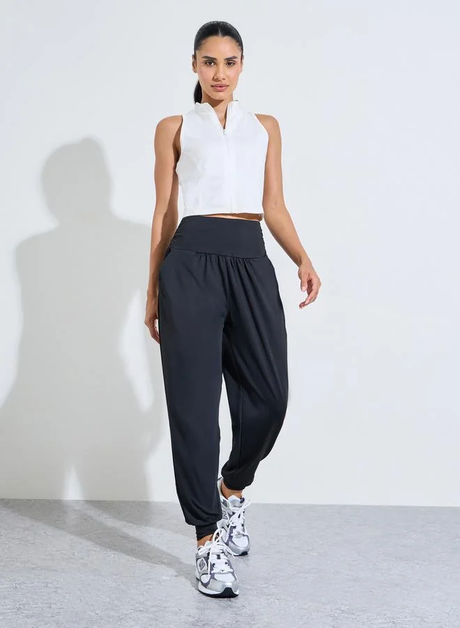 Styli Active Black Solid Ruched Details Cuffed Hem Joggers