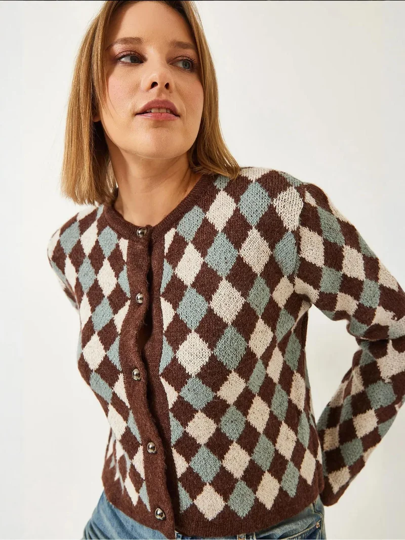 بيانكو لوتشي كارديجان قصير مضلع بأزرار من لوتشي