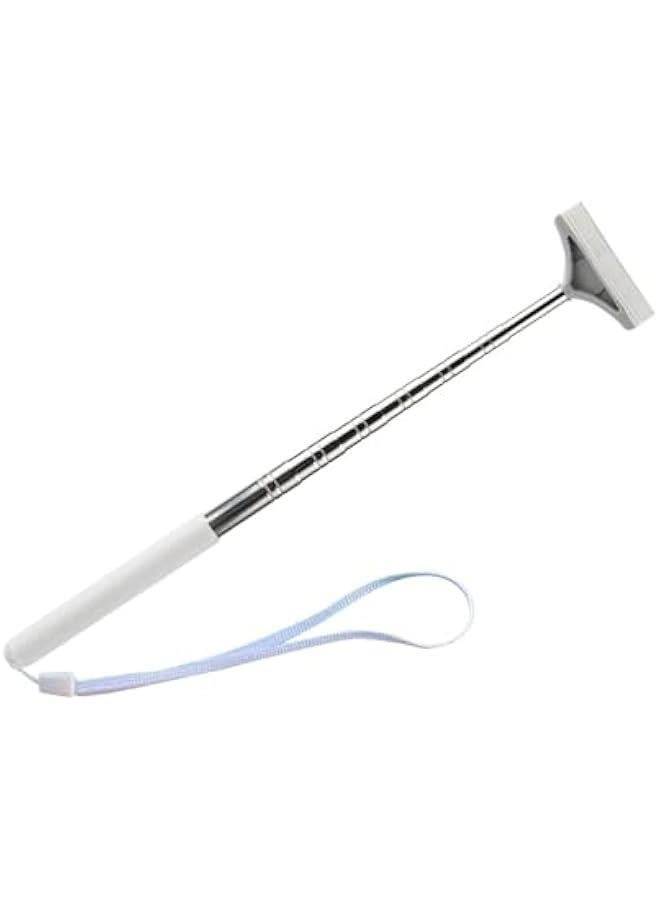 Beauenty Effortlessly Clean Your Car Side Mirror with this White Squeegee - Image 1