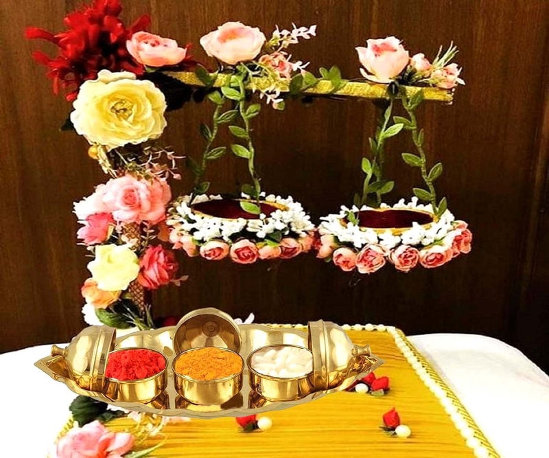 Denique قارب نحاسي دينيك كويري لالهدي كُمكُم 3 دابي مع غطاء ومرفق مع طاولة نحاسية كانكافاتي للعبادة في معبد المنزل 3 أكواب لون ذهبي - Image 4