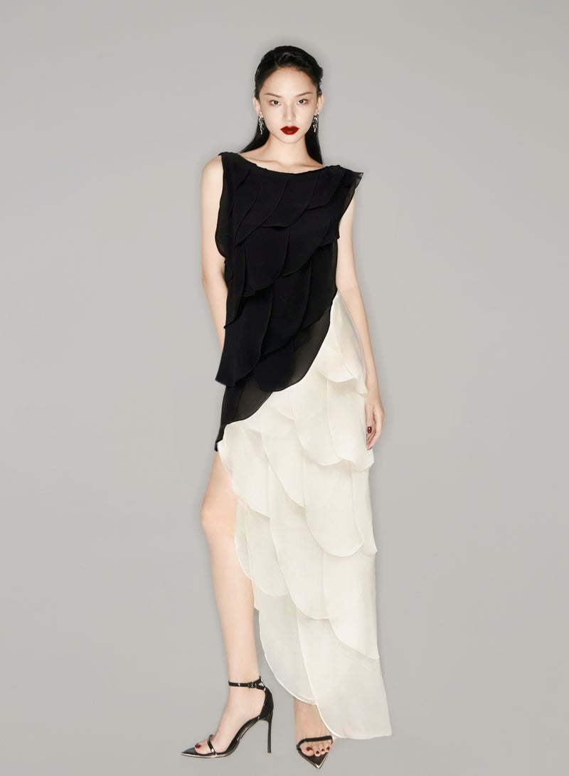MUST HAVE • BLACK ASYMMETRIC SLEEVELESS TOP  - Image 1